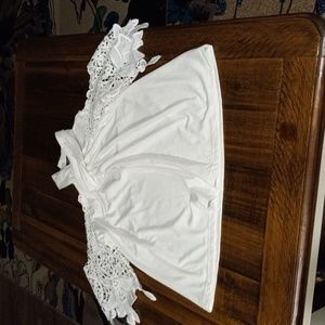 All White XL Chic Me Blouse